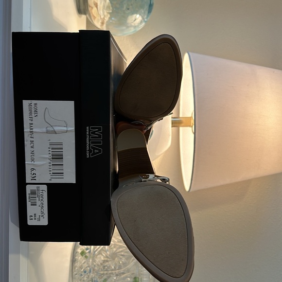 MIA ankle boots. Never worn. - Picture 5 of 6